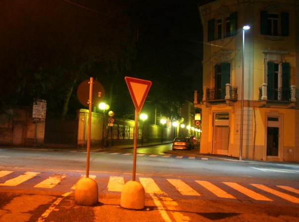 Цена факторы, ограничивающие развитие светодиодного освещения