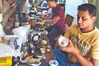 Нижняя светодиодных ламп на организм человека