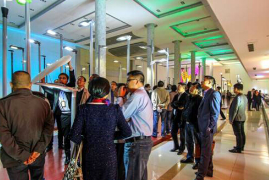 Светодиодное освещение отрасль сталкивается с огромными проблемами