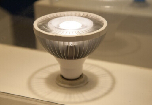 Наши светодиодные осветительные приборы энергичные экспорт